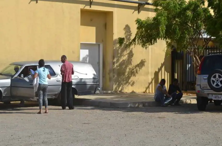 Muere joven al deslizar la moto en la que se trasladaba en Punto Fijo
