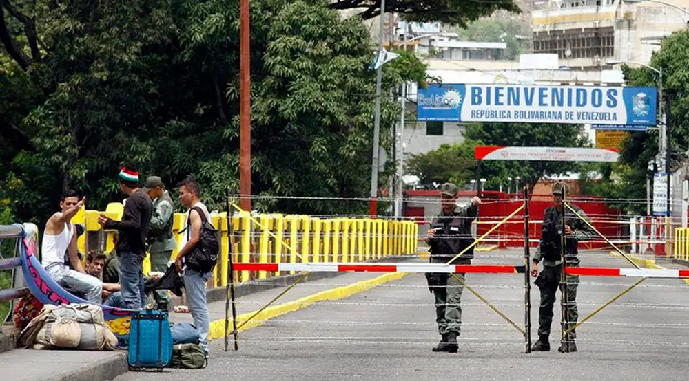 Este lunes se restablecerá el paso peatonal en frontera con Colombia