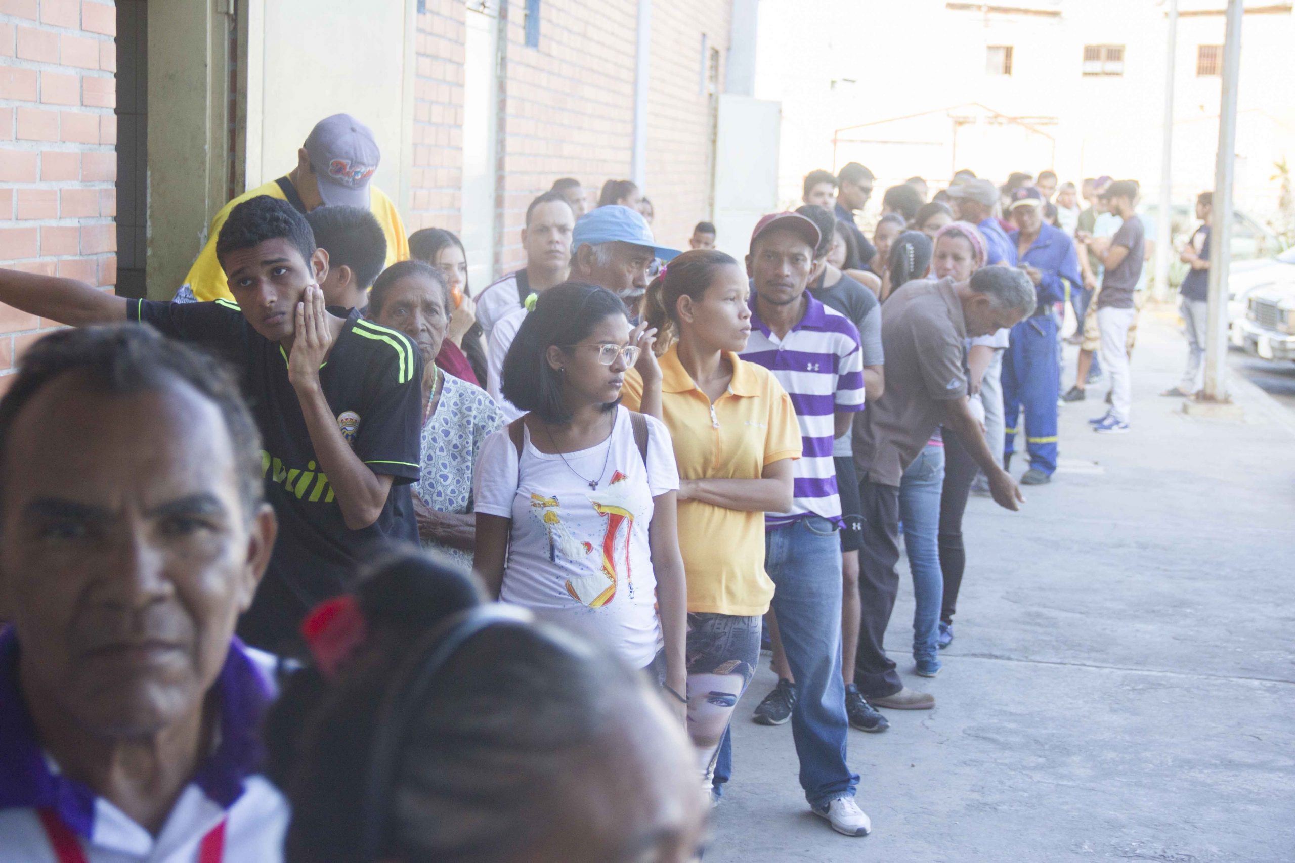  Puntos de Registro Electoral se abarrotaron este lunes en Carirubana
