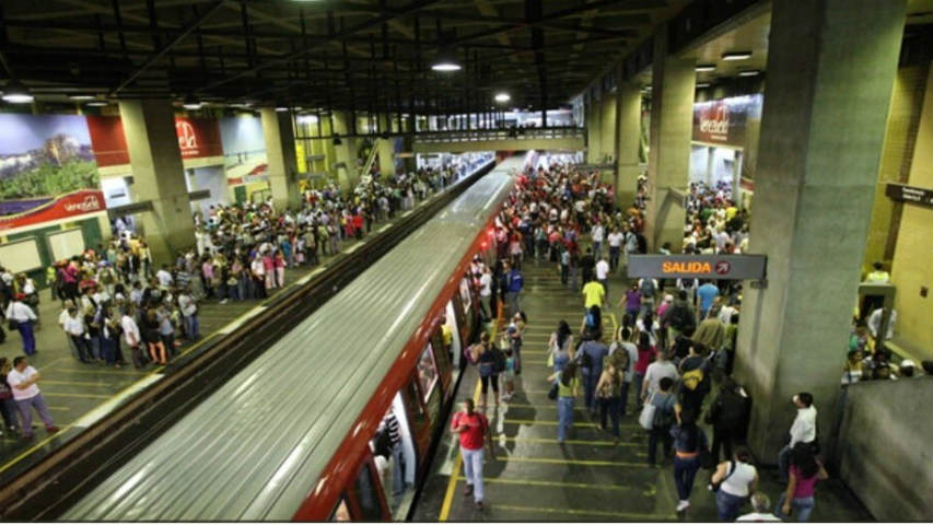 Bomba lacrimógena, metro de Caracas