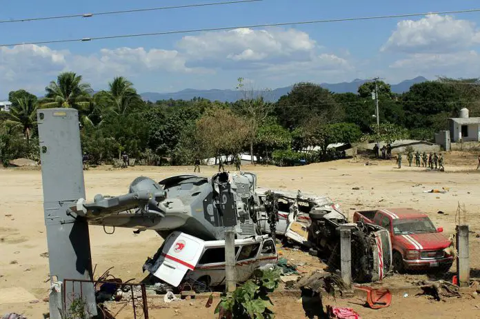 Mortal accidente de helicóptero oficial en México profundiza trauma del sismo