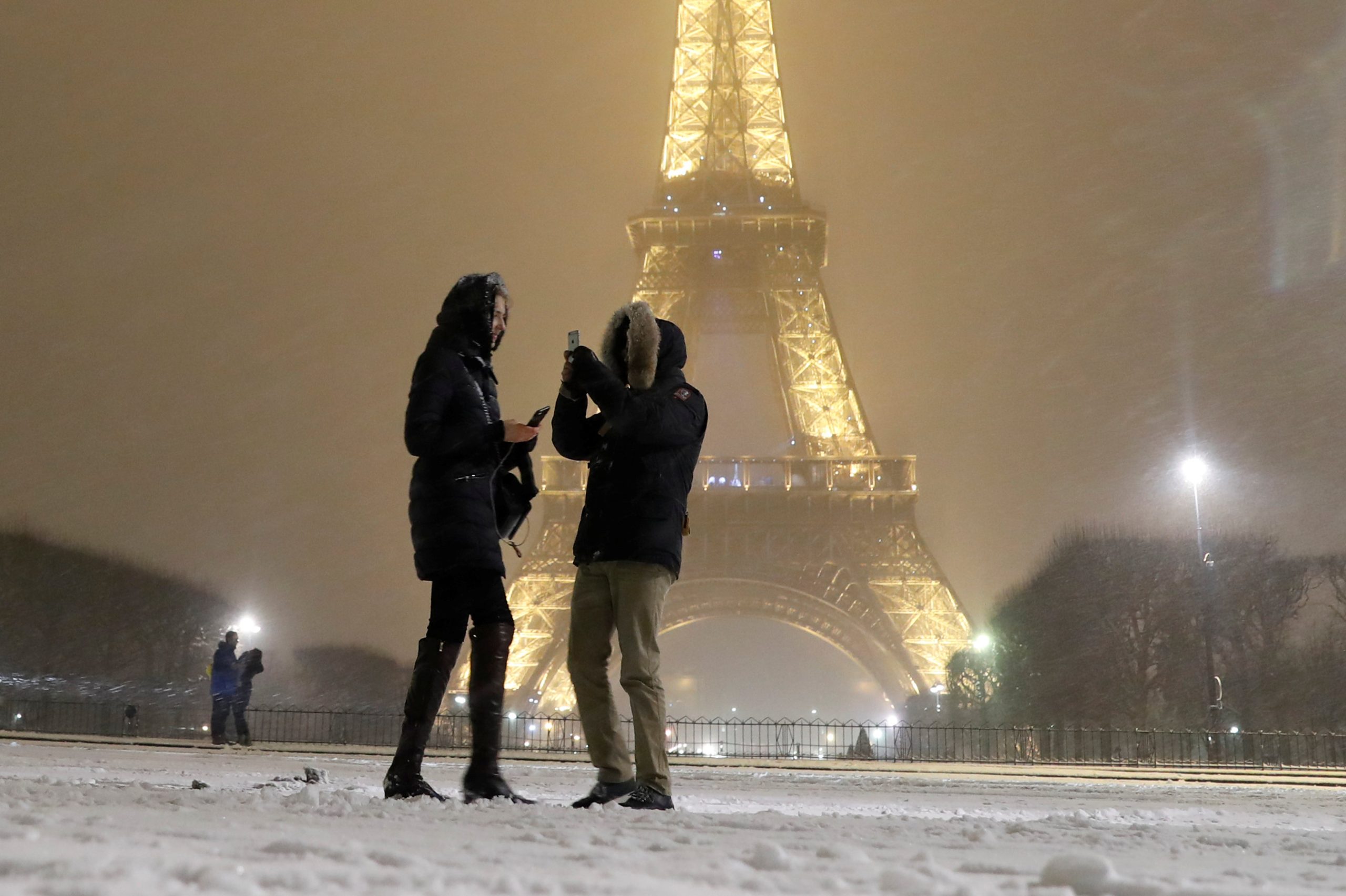 Cerrada la Torre Eiffel "hasta nuevo aviso"