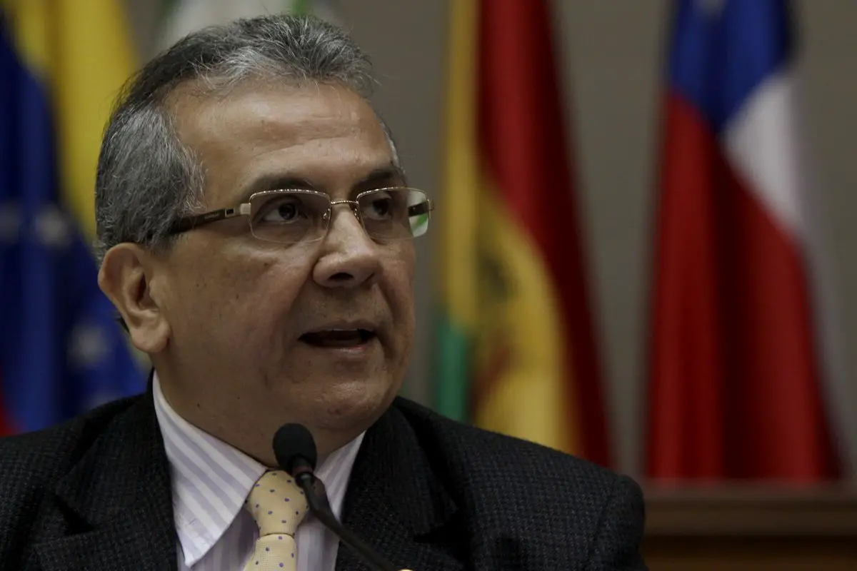  Rodrigo Cabezas instó al BCV hacer frente al problema económico del país