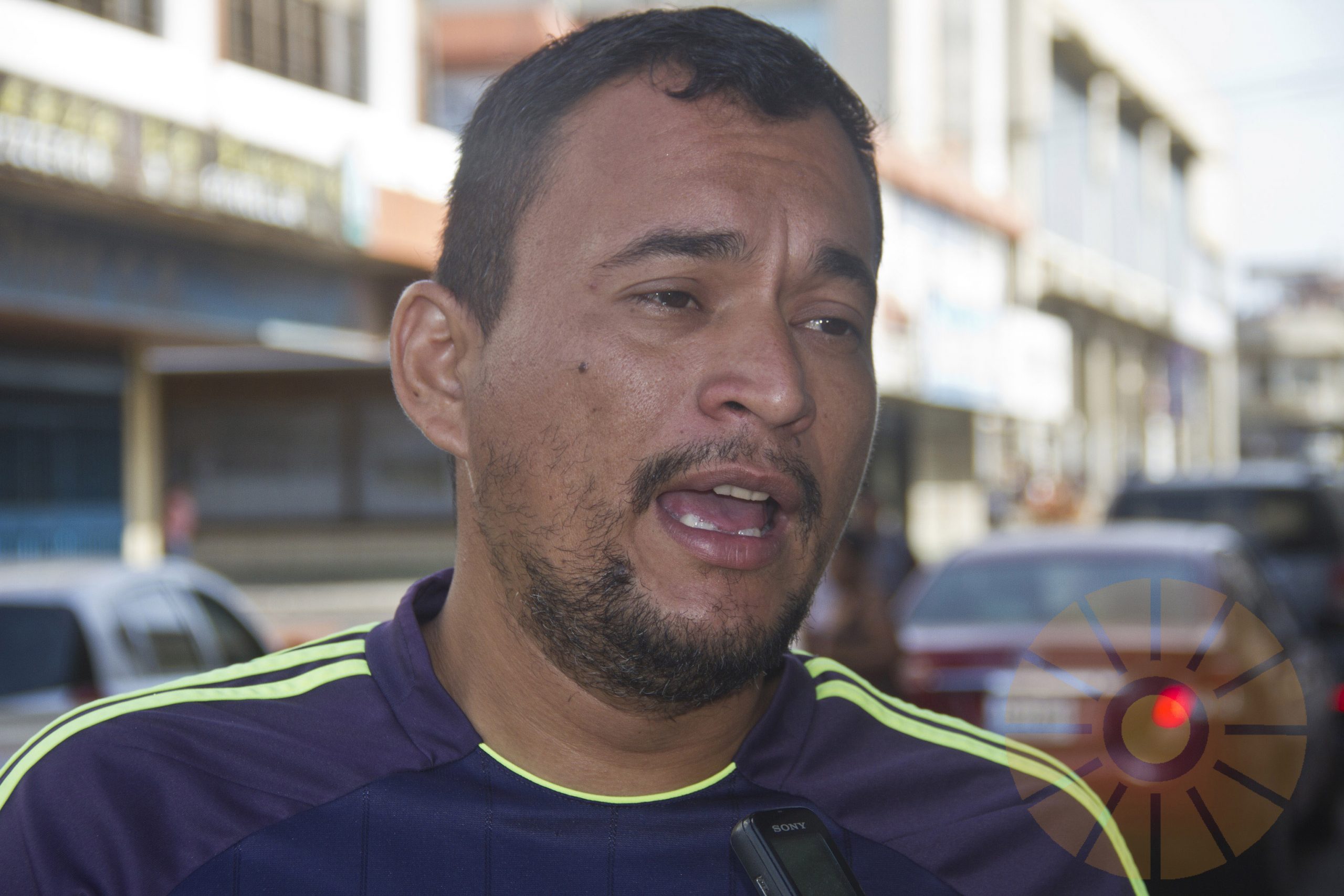 Jaime González: Maduro está acorralado y quiere ganar tiempo