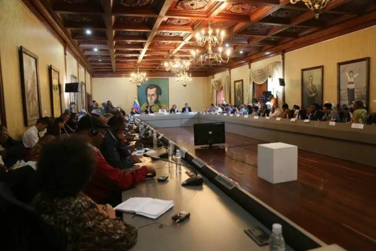 Presidente Maduro: Medios internacionales no muestran la campaña electoral