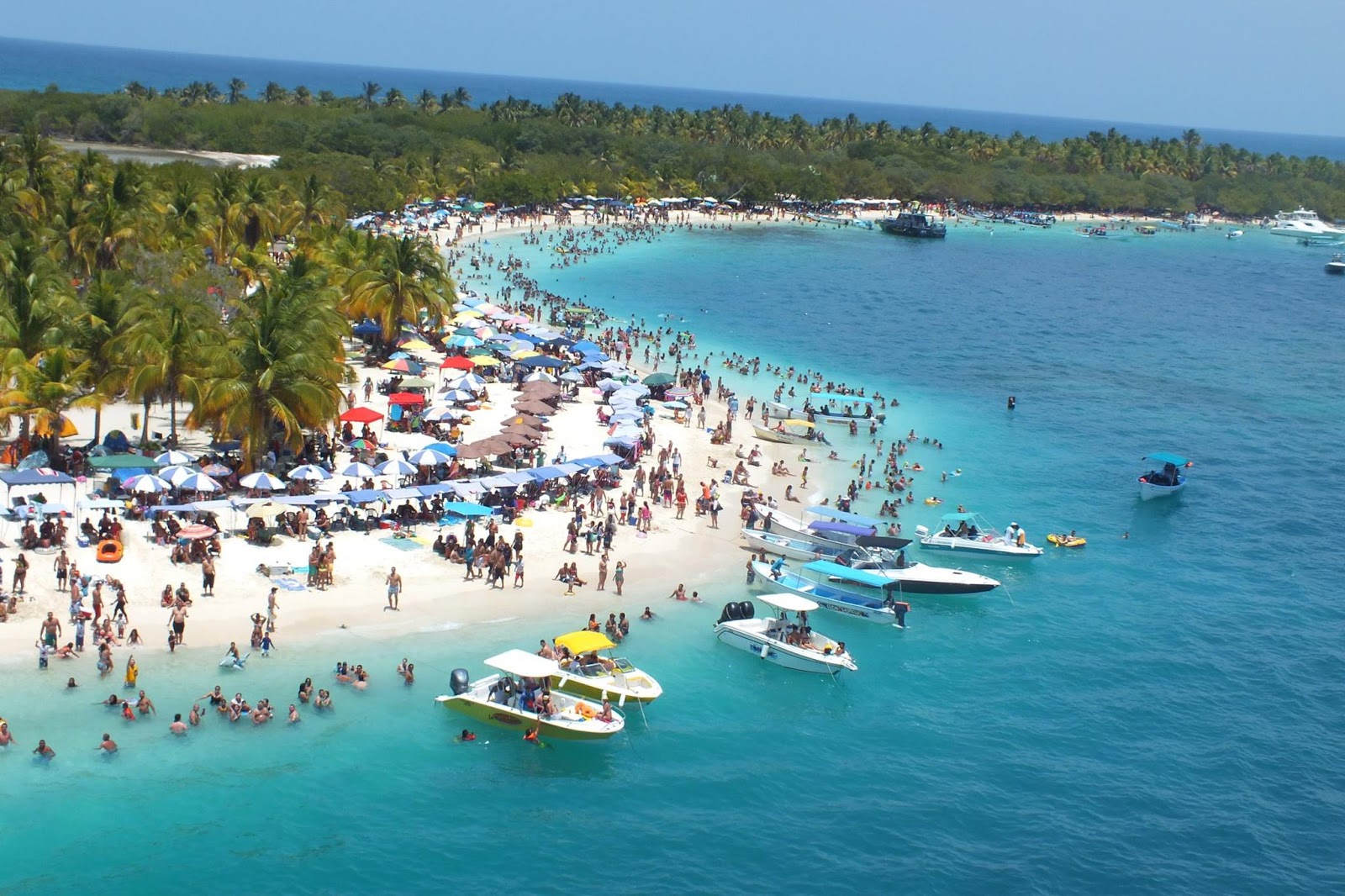Venezolanos podrán disfrutar de 498 playas y 27 parques nacionales en Carnaval
