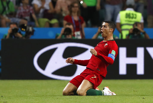  Cristiano marcó histórico Hat-Trick en la igualada de Portugal con España