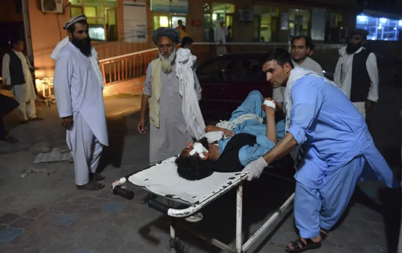  Suben a 36 los muertos en un atentado suicida en Afganistán