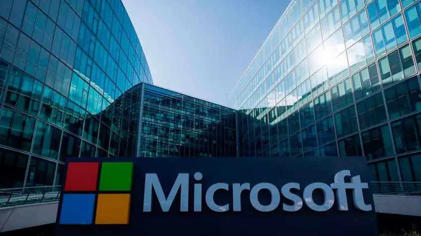 Nuevos parches de Microsoft corrigen 51 vulnerabilidades en las computadoras