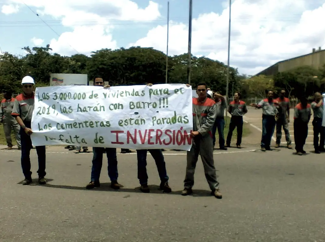  Trabajadores de Invecem Cumarebo exigen salarios dignos