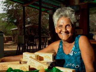  Cultura gastronómica falconiana de luto | Murió la fundadora de Dulces Doña Emilia