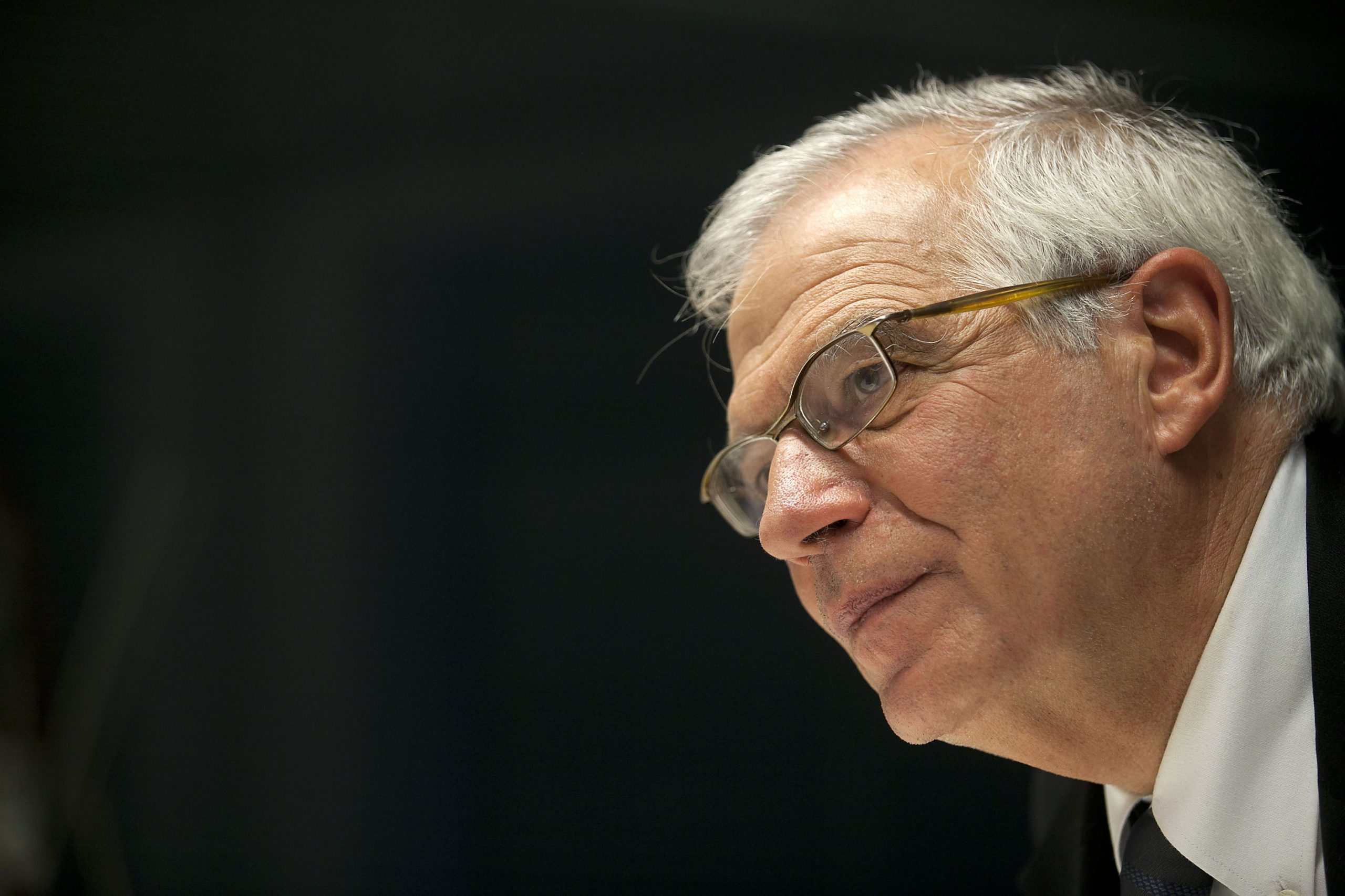  Borrell rechaza una intervención militar en Venezuela