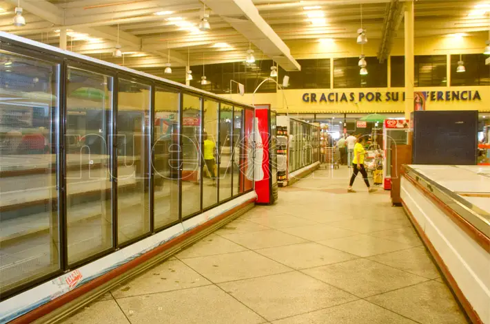 Supermercados en Coro esperan reposición de mercancía esta semana