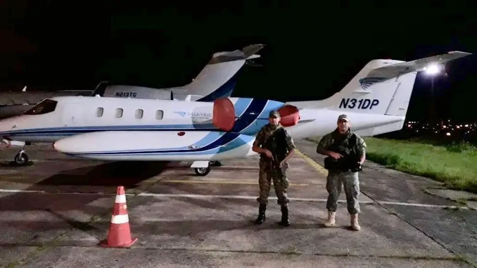  Copiloto venezolano es detenido junto a piloto iraní en Paraguay