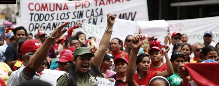  Comuneros respaldan el 4F y le dan un espaldarazo a Maduro