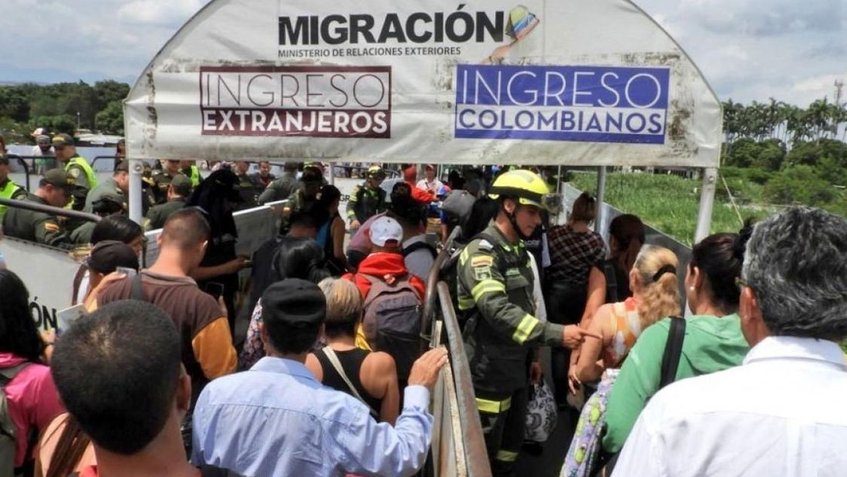  112 colombianos han pasado con el carnet fronterizo a Venezuela