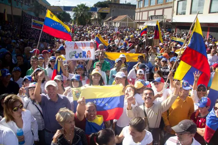Coro marchó por una Venezuela de paz, libertad y progreso