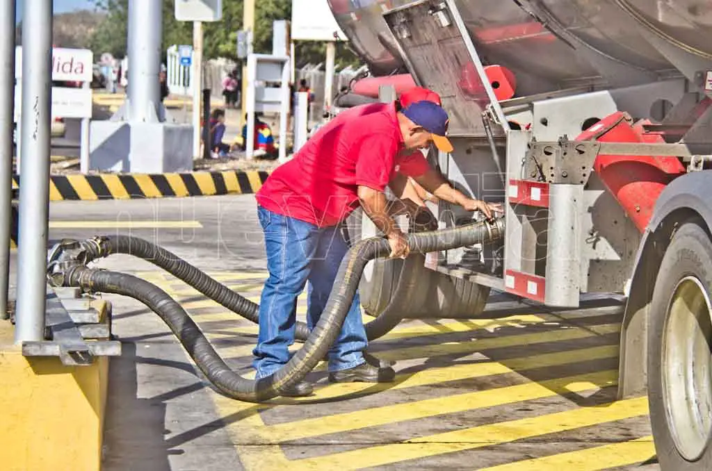  Solventado suministro de gasolina en Carirubana