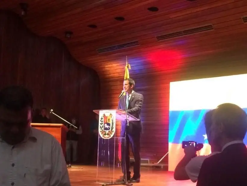  Guaidó: «OEA se habla de recaudar $ 100 millones para ingresar la ayuda humanitaria»