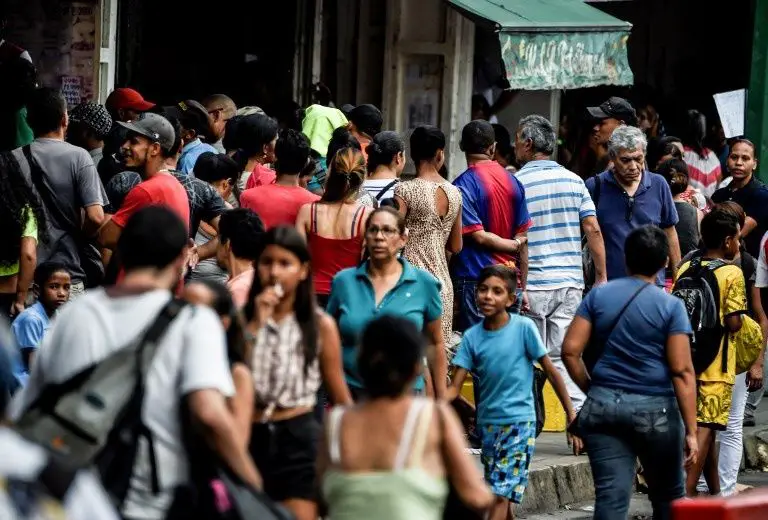 China ofrece ayuda a Venezuela para estabilizar la electricidad