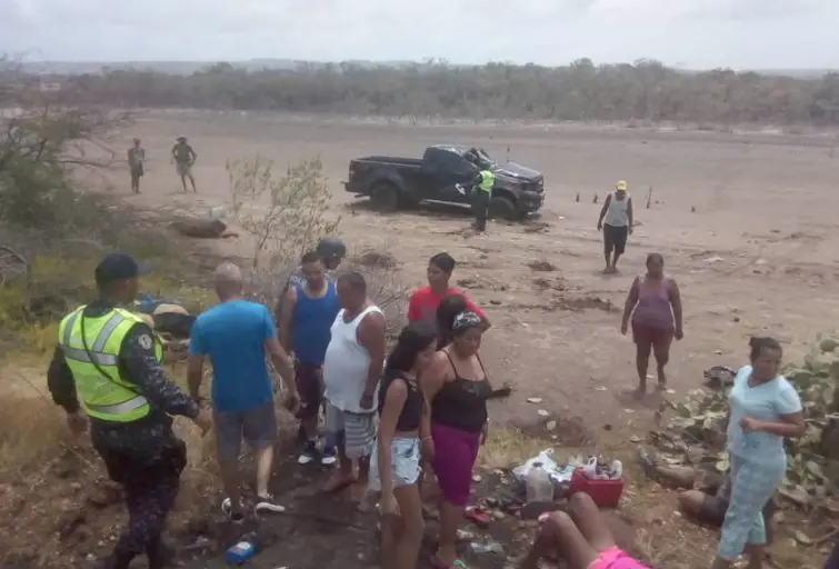 Vuelco en Chichiriviche deja tres muertos y 13 lesionados