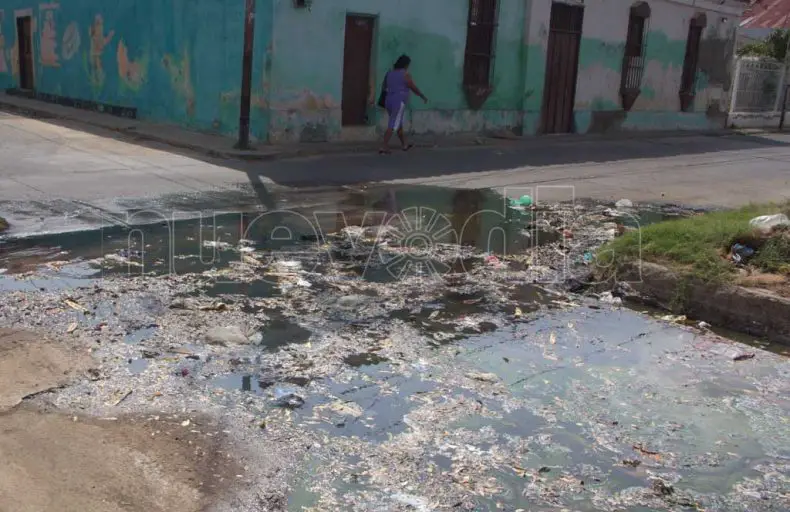 OMG I así luce la calle Miranda de la Vela de Coro