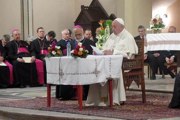  Papa Francisco: el Vaticano no se salva del pecado, hay que irlo limpiando
