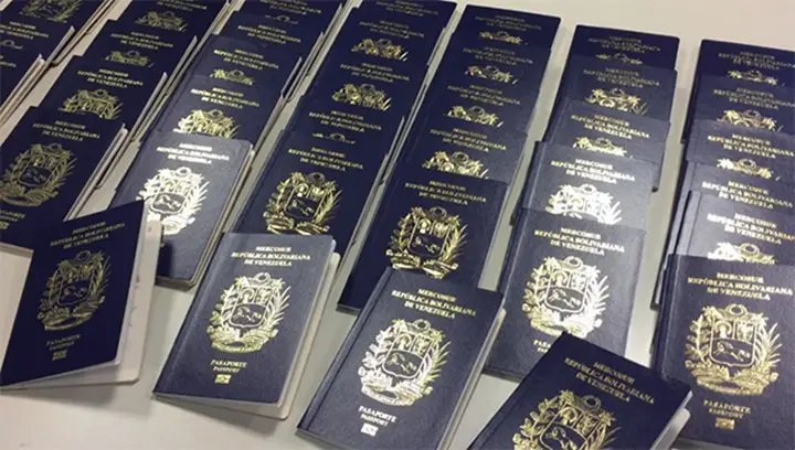 Apagones dejan en limbo la entrega de pasaportes