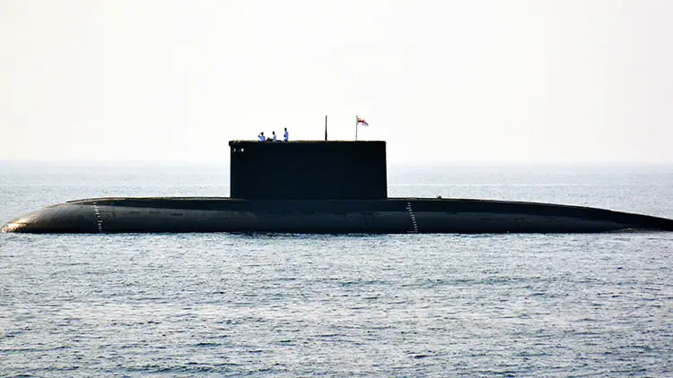 Pakistán afirma haber impedido que un submarino indio entrara en sus aguas
