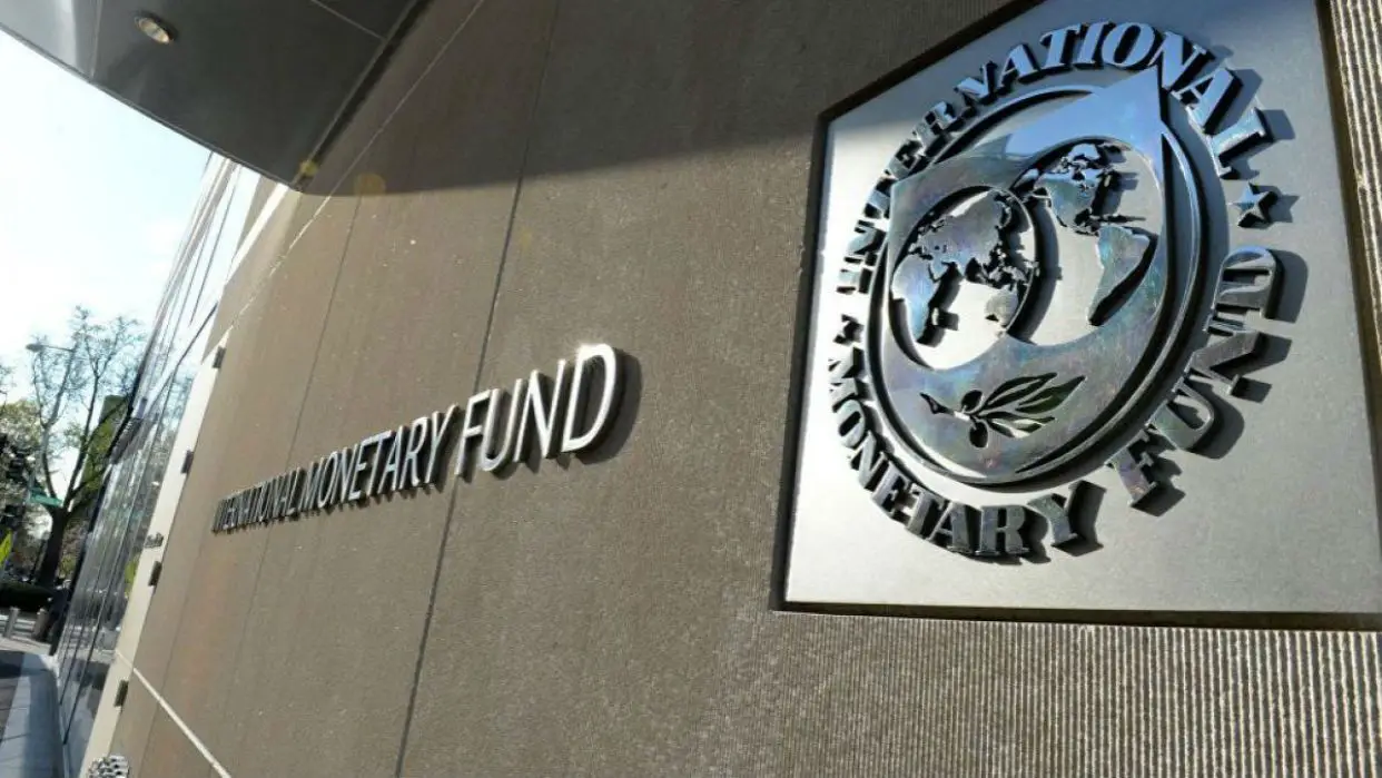  Ejecutivo solicitó $5 mil millones de préstamo a la FMI