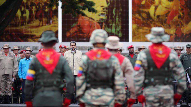 Maduro en acto de ascenso de la milicia