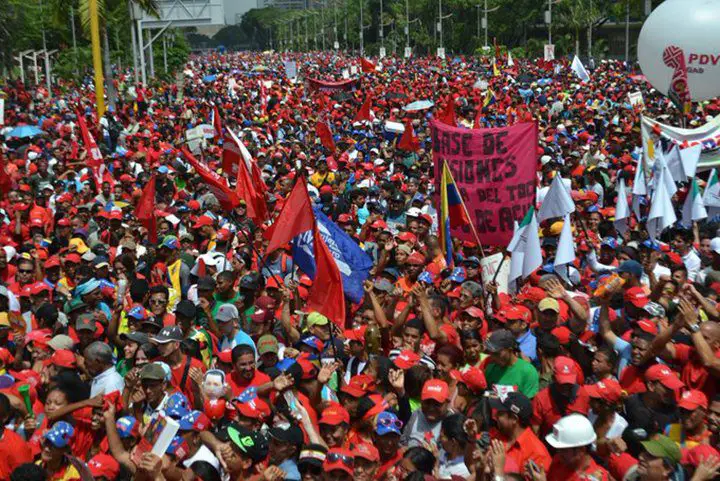  Chavistas se concentran en Caracas para realizar la Gran Marcha Internacional