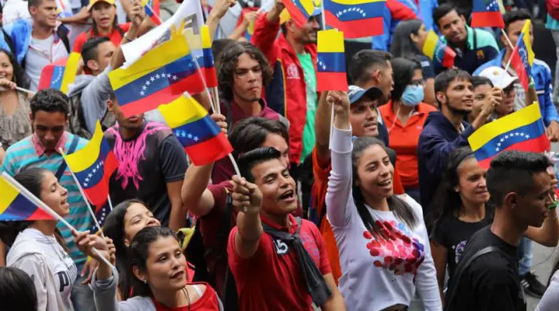 Estudiantes oficialistas marchan hoy jueves 21 de noviembre
