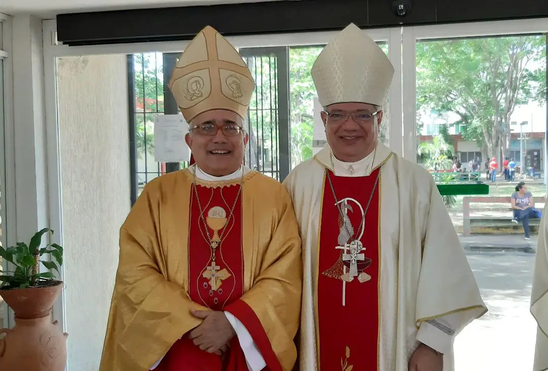 Mons. Mariano