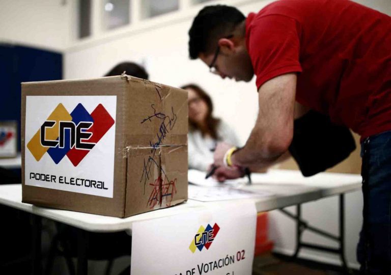 Consultores 21: Si hay unidad los venezolanos irán a primarias