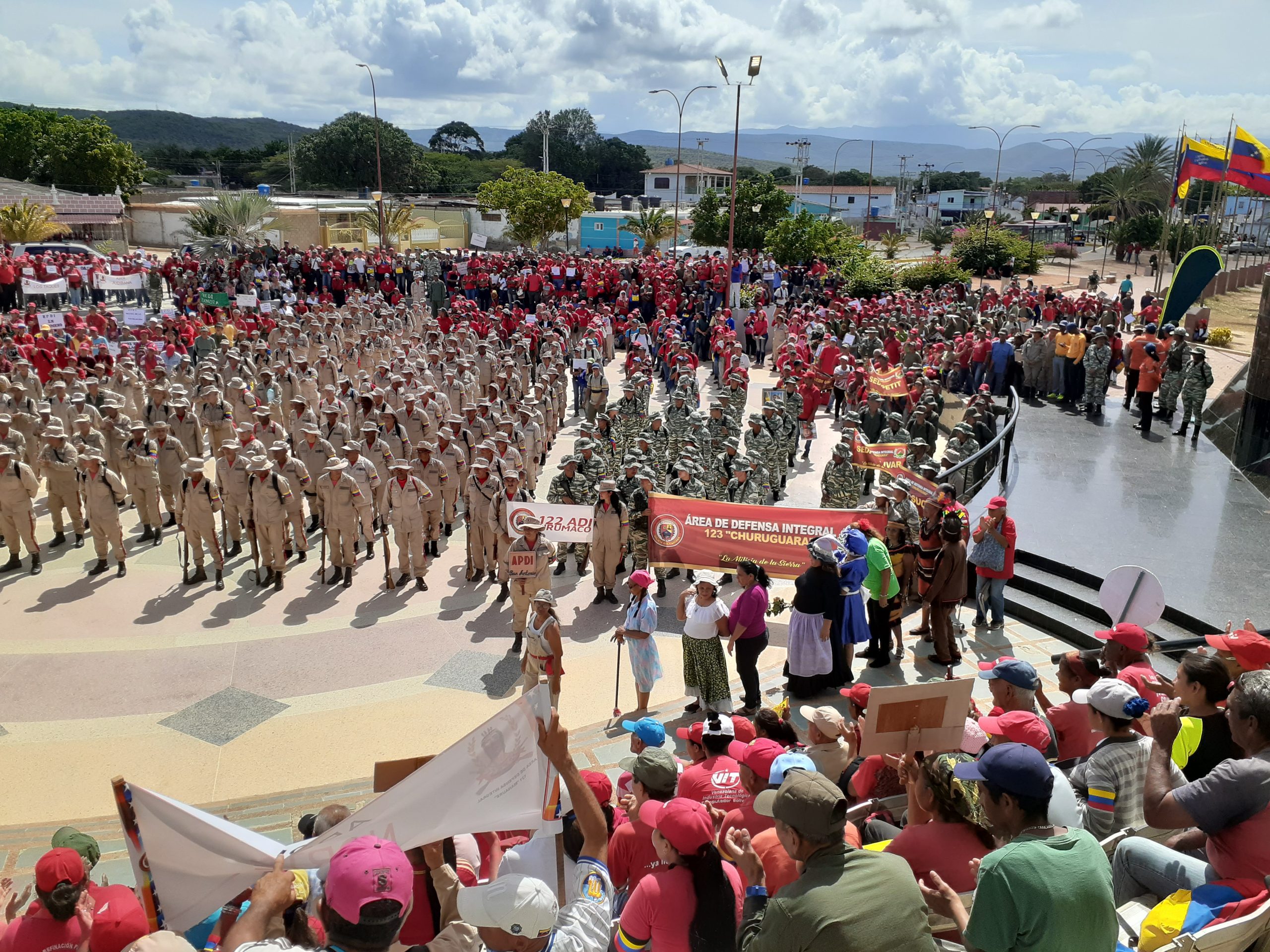 Aproximadamente cuatro mil milicianos falconianos ratificaron su compromiso con la patria