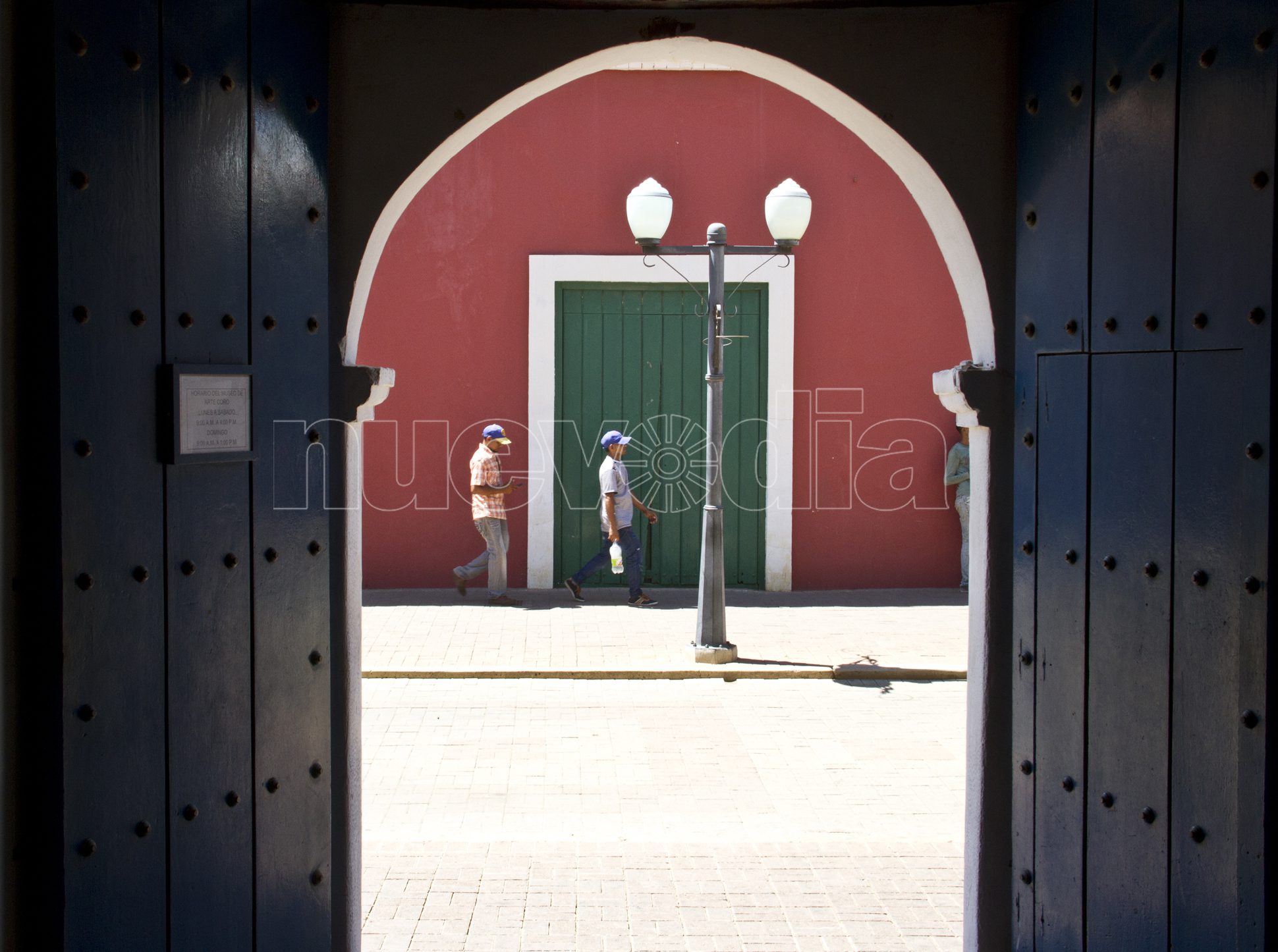 Puertas de madera del centro de Coro