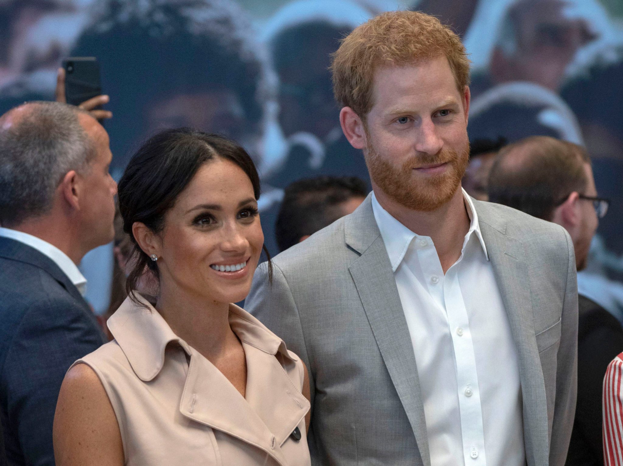 Enrique y Meghan se retirarán de la familia real