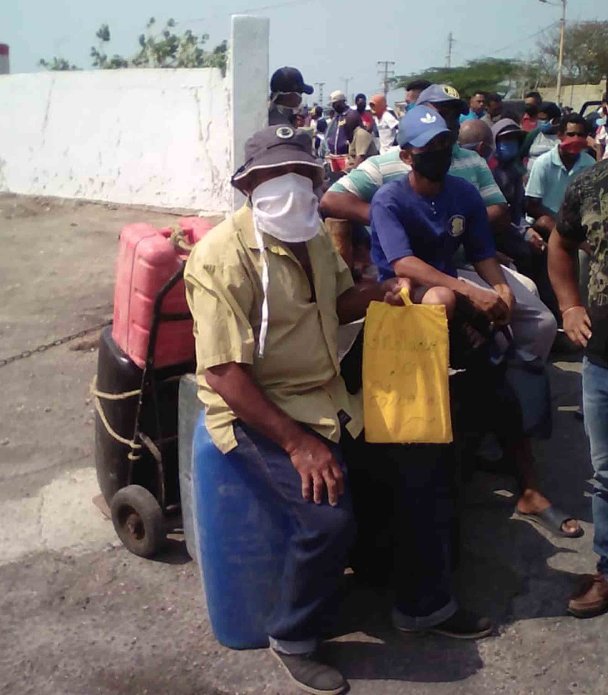 Pescadores en espera