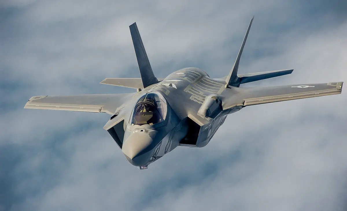  EE.UU. ratifica venta de cazas F-35 a Emiratos Árabes