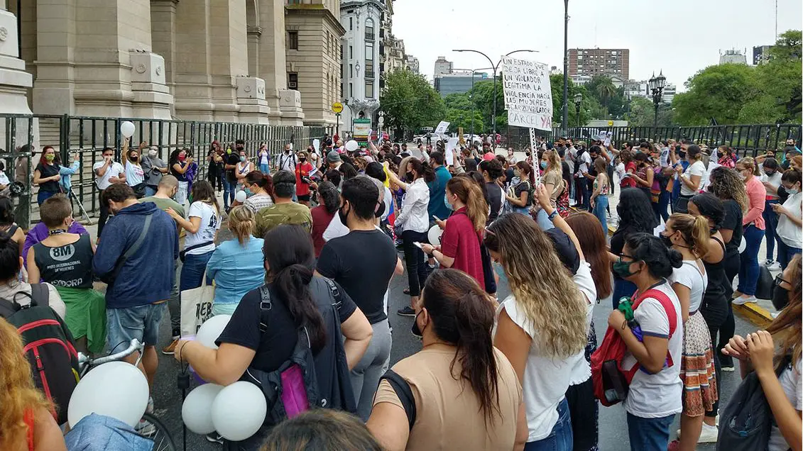 protesta venezolana violada