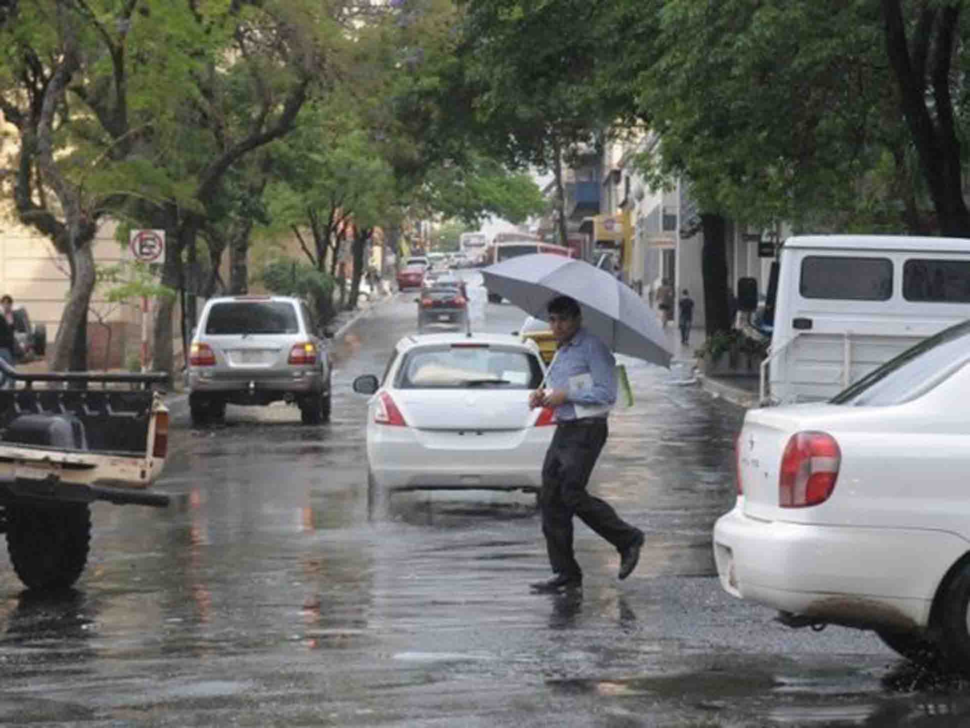 Inameh anuncia lluvias y descargas eléctricas en Falcón