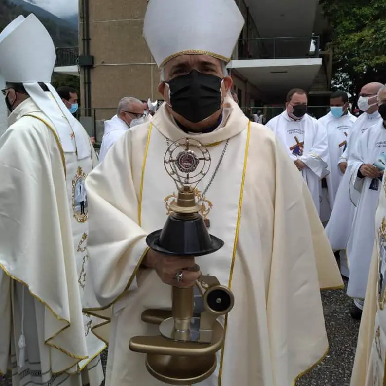 mons mariano parra