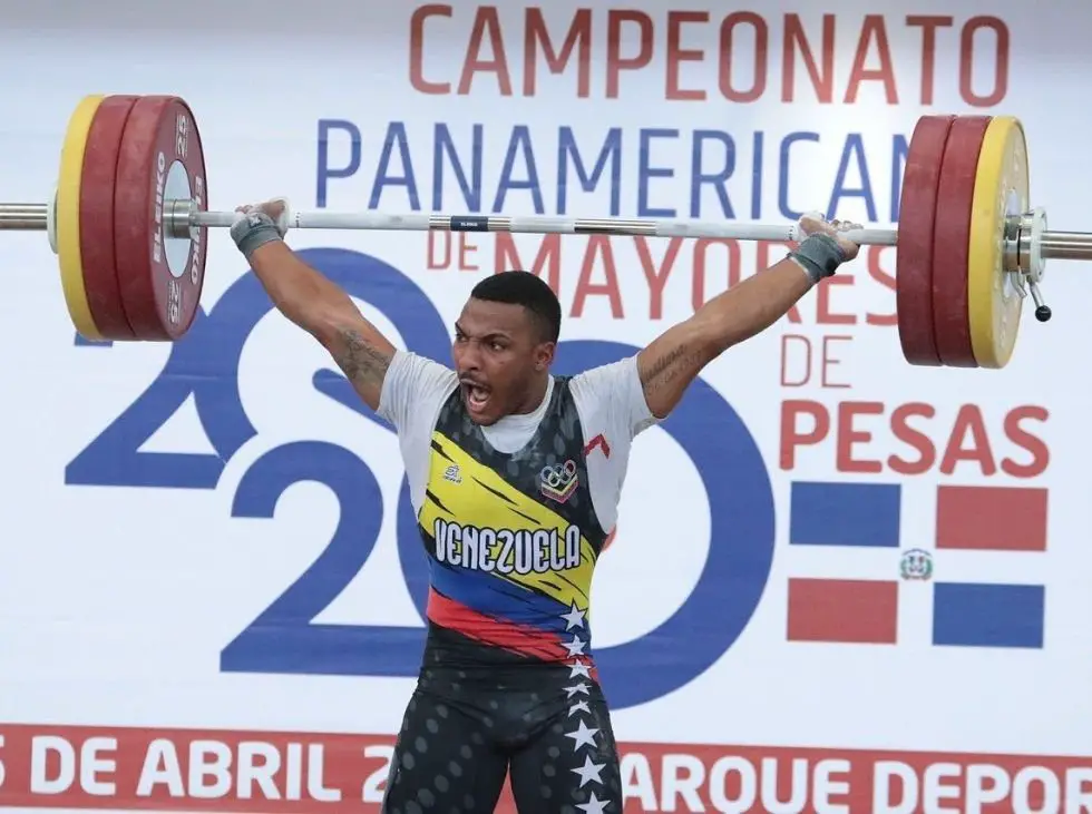 julio mayora pesista