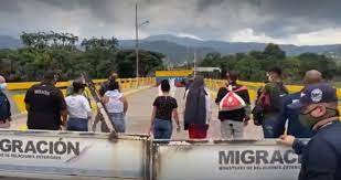 venezolanos expulsado de Colombia
