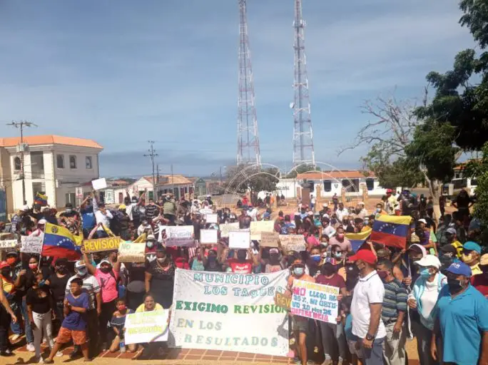 Bases del PSUV de Los Taques piden revisión