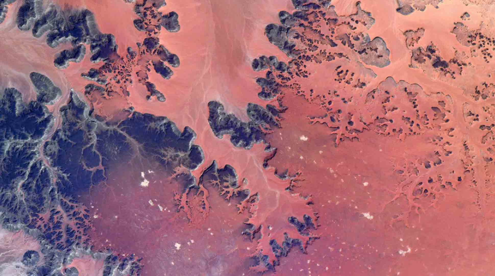  Astronauta comparte paisaje del Sahara captado desde la órbita