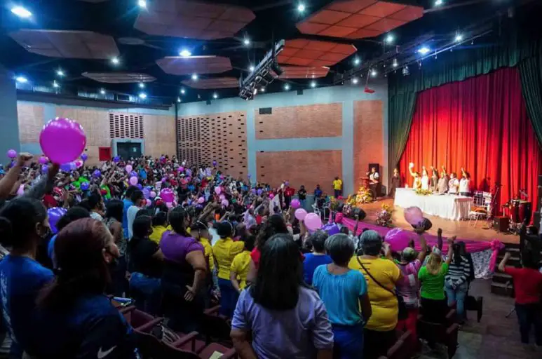 Frente de Mujeres
