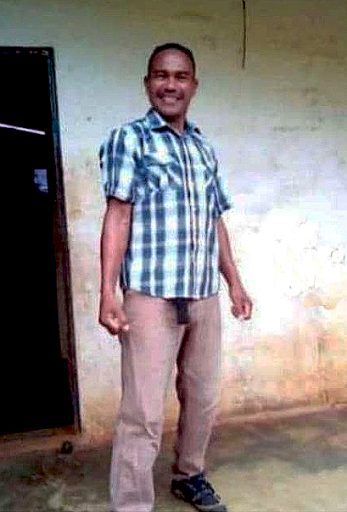 muerte cuchillada en el corazón