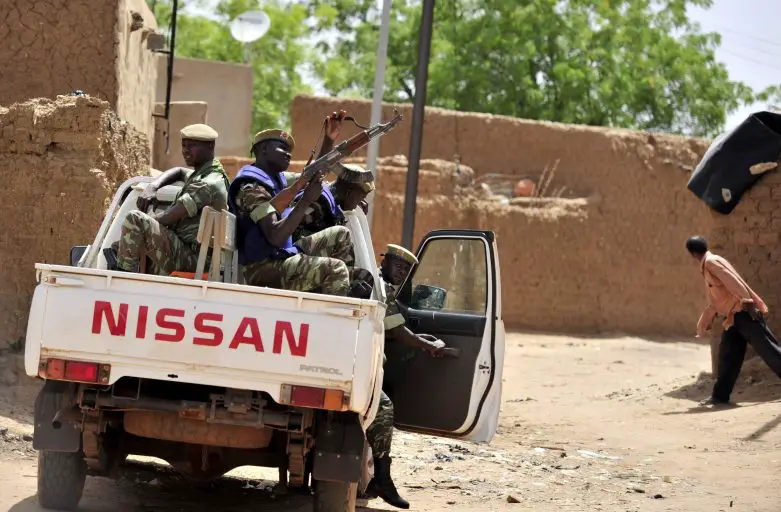 Nigeria | Mueren 34 personas en ataque de hombres armados